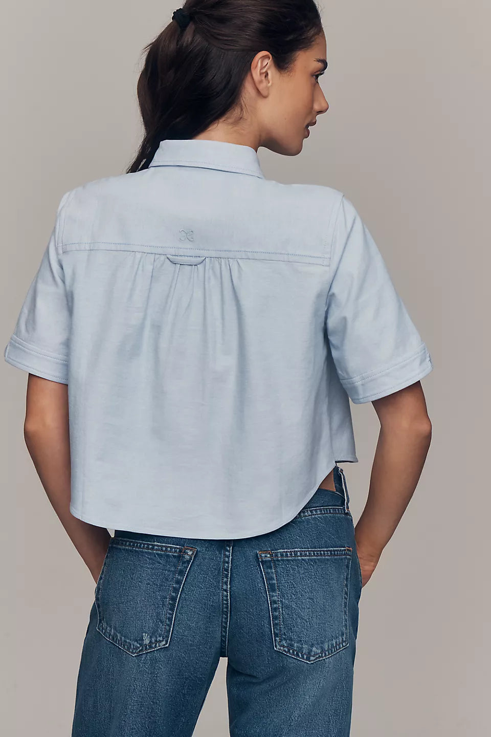 Maeve Merritt Short-Sleeve Cropped Buttondown Shirt