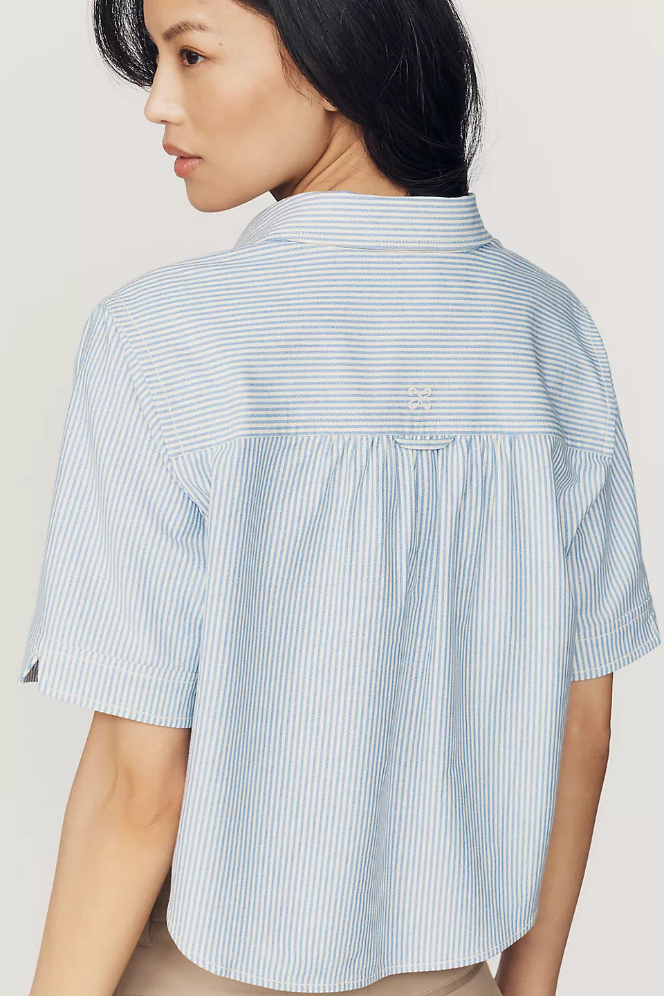 Maeve Merritt Short-Sleeve Cropped Buttondown Shirt