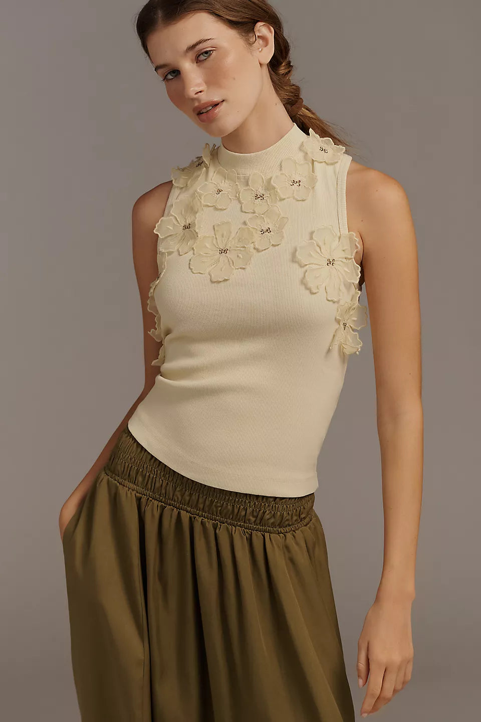Sleeveless 3D Floral Appliqué Top